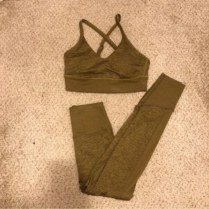 SET Aerie Pocket Leggings & Bra